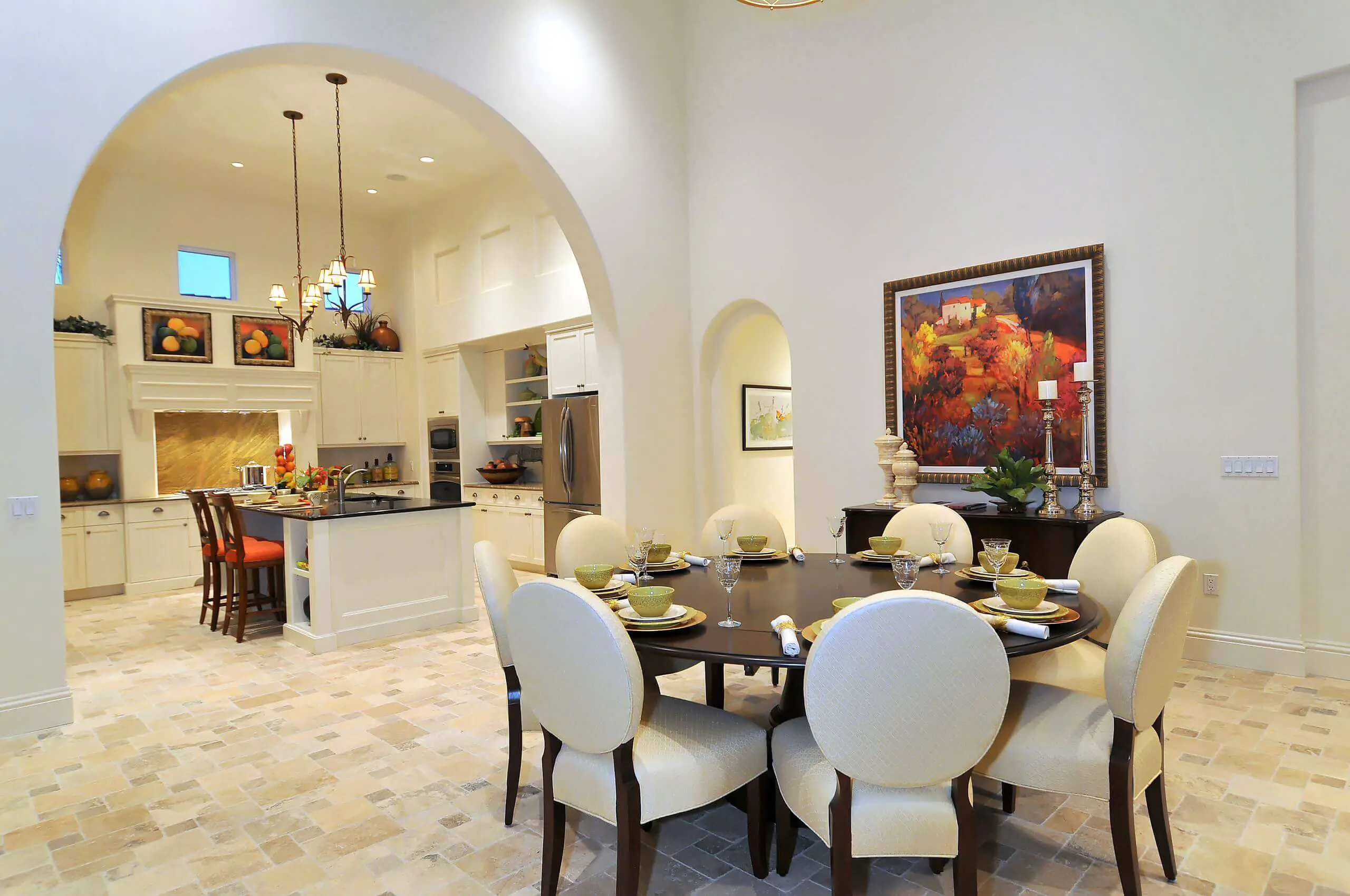 Contemporary Round Kitchen Table and Chairs