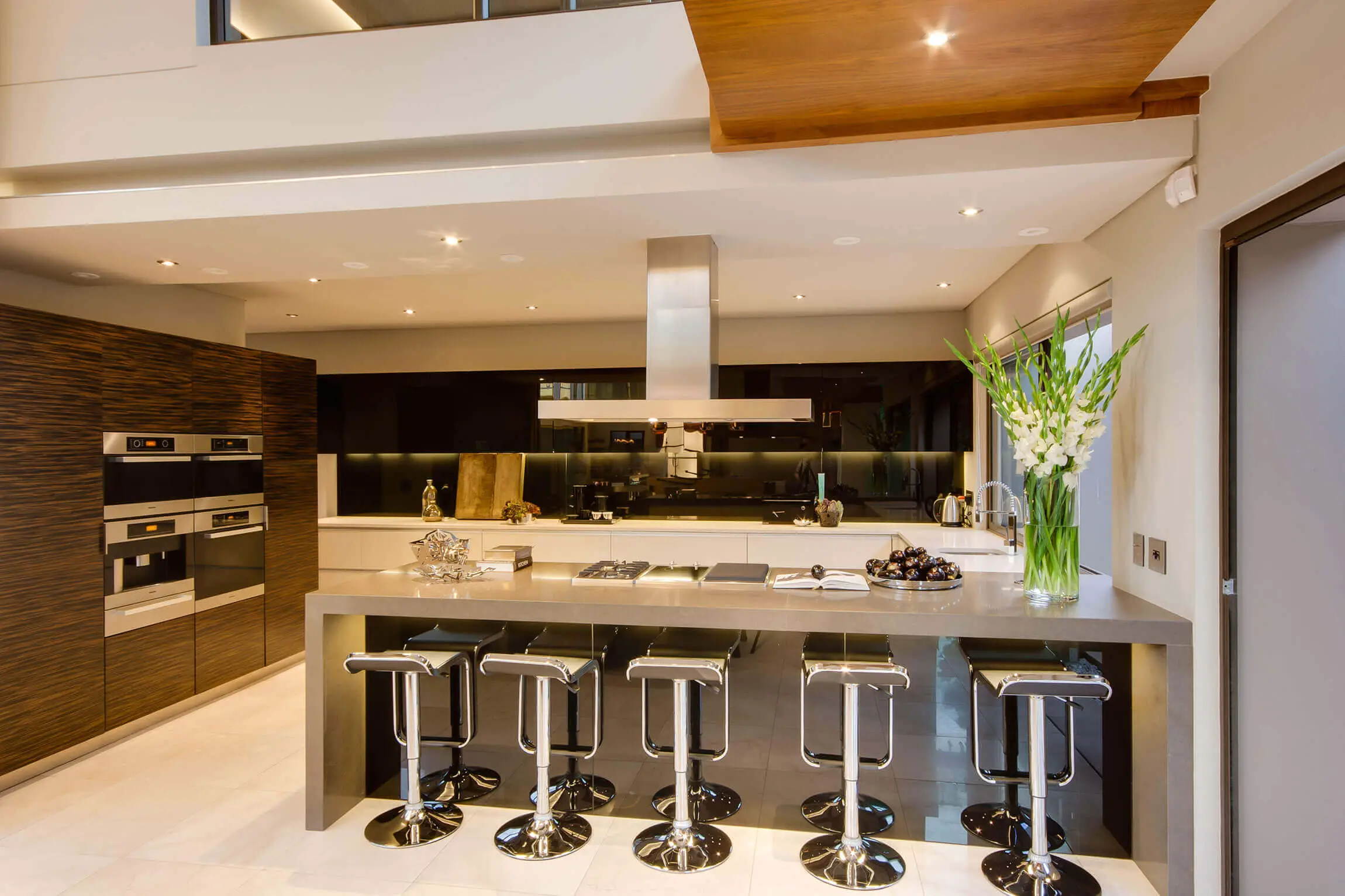 Luxury Kitchen Counter Stools