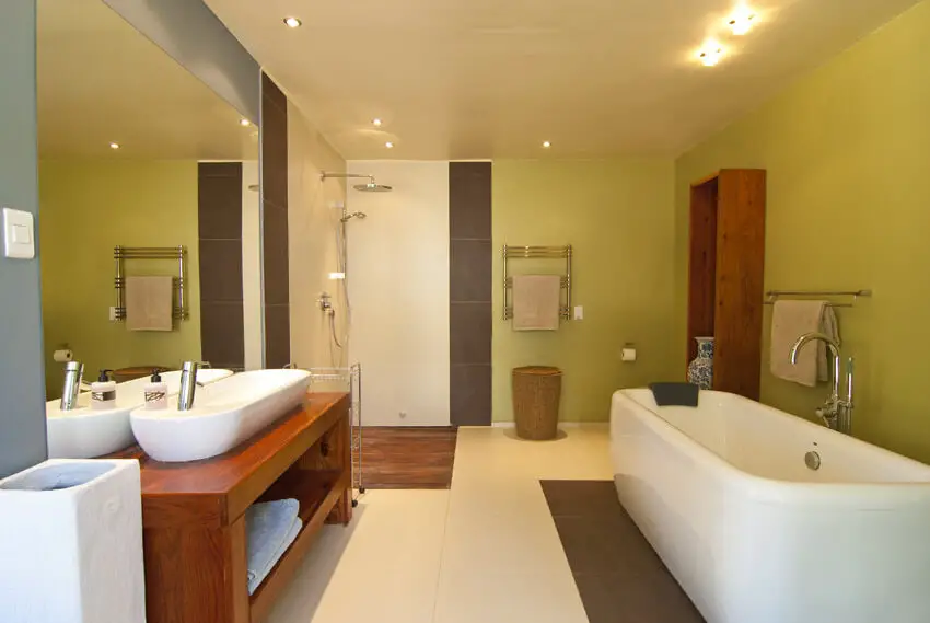 new bathroom design large mirror rounded bathtub