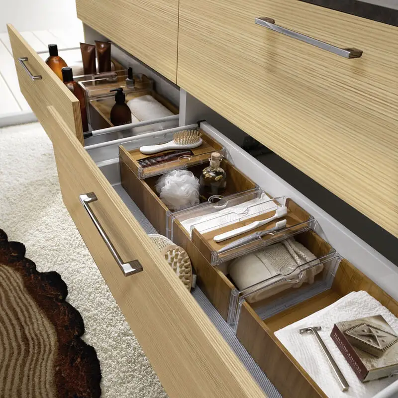 Bathroom furniture drawers design