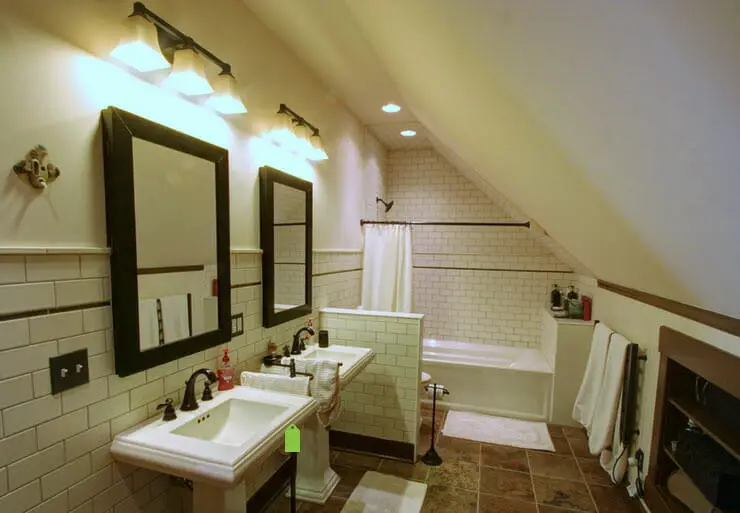 Large bathroom under the stairs